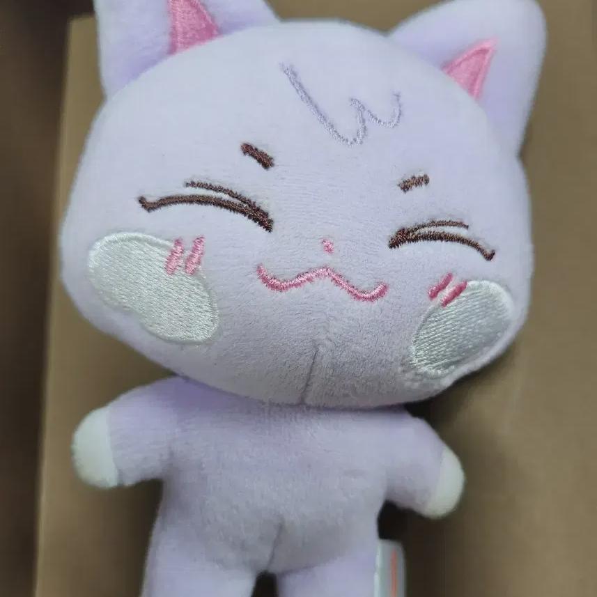 

ATEEZ Чхве Сан Брелок-кукла Сандоки