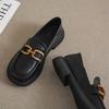 Weiche Leder Slipper Damen Englischer Stil Herbst Schwarz Mode Dicke Sohle Slipper Lederrand Dekoration Eckige Schnalle