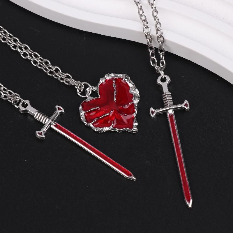 Modisches Und Schönes Simuliertes Schwert Herz Halsketten-Set Elegante Herren Und Damen Pulloverkette Schlüsselbein Kette Partnergeschenk