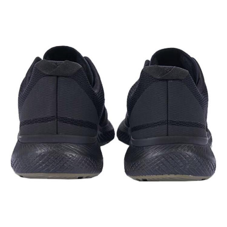 VEJA Impala 'Black' IP1403030
