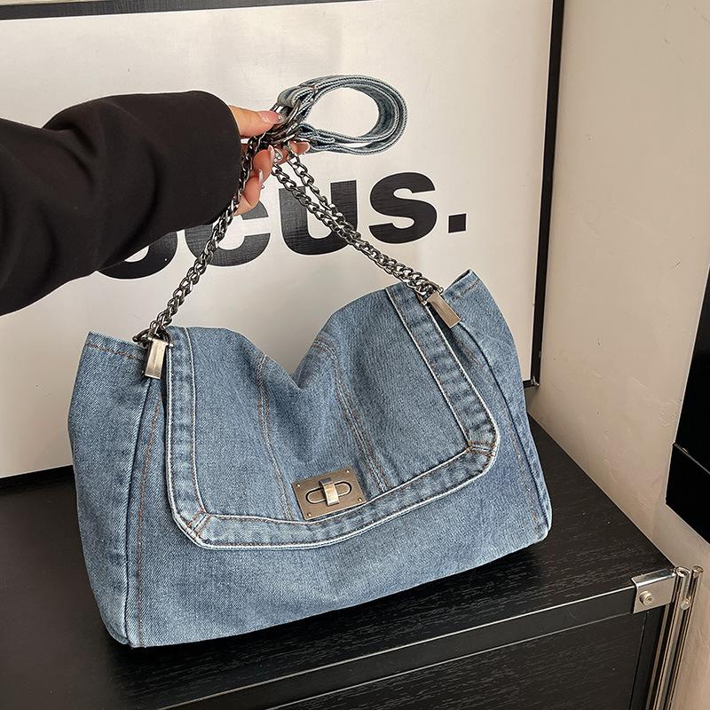 New Women Shoulder Bag Large Capacity Denim Lock Stitch Chain Casual Storage Bag Comfortable and Versatile Texture Crossbody Bag
