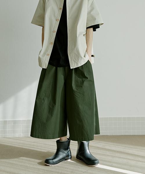 Mallen Unisex Crop Pants Khaki