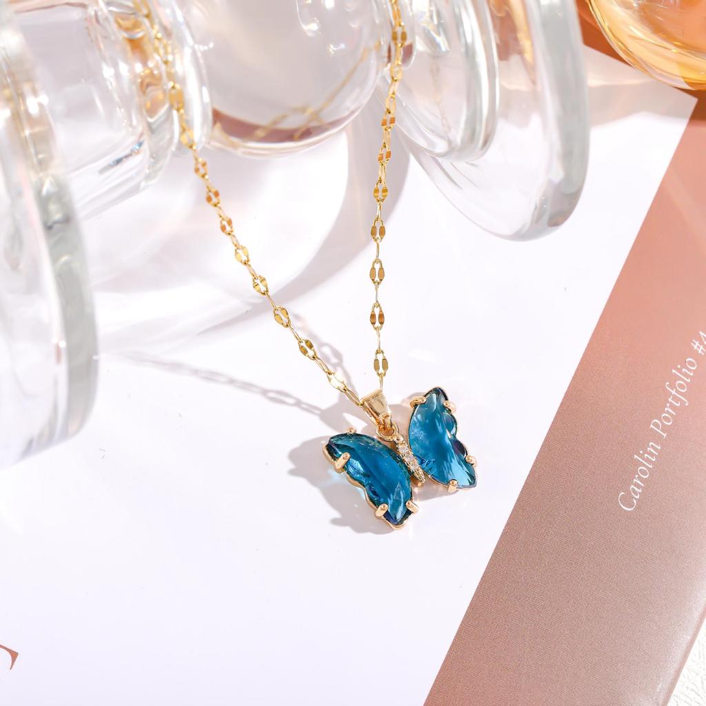 Iridescent Gradient Butterfly Necklace with Zirconia Rhinestones - Titanium Steel Clavicle Chain Pendant.