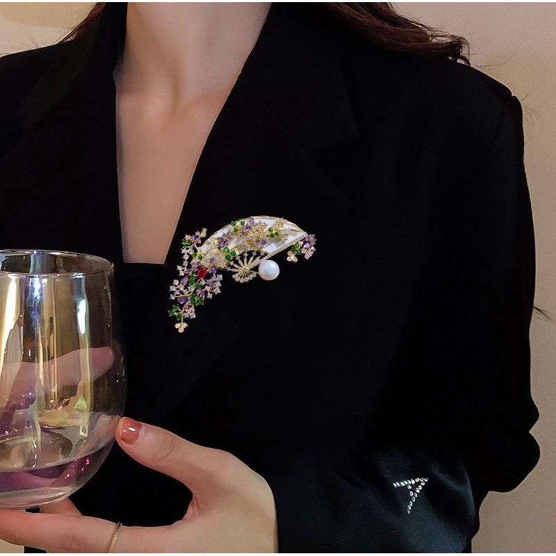 Senior Brooches Flower Leaf Brooch Pins for Women Suit Pendant  Fashion Brooches Jewelry