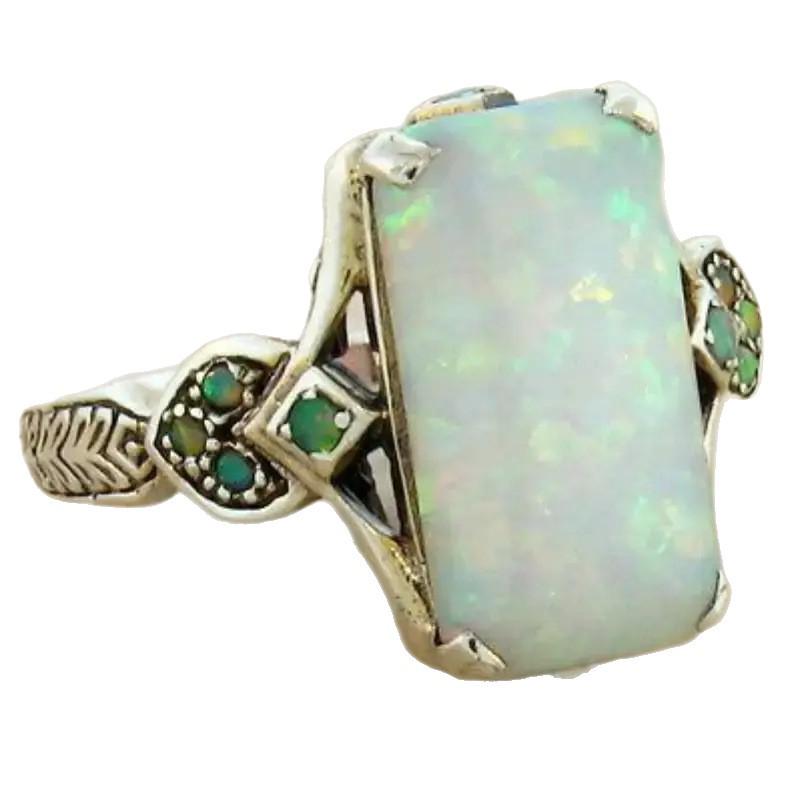 Inele Pătrate cu Opal Alb Argintiu Antichizat pentru Mirese