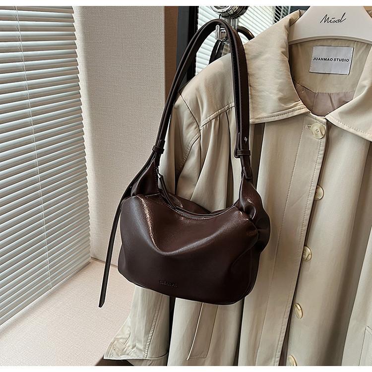 IELGY Ladies Korean Version Large-Capacity Pleated Dumpling Bag High-End Casual Commuter Underarm Bag Can Be Cross-Body
