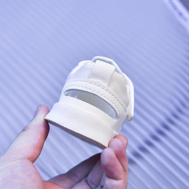 Girls Sandals New Summer Closed-Toe Kids Lightweight Sandals Breathable Soft Sole Sports Shoes
