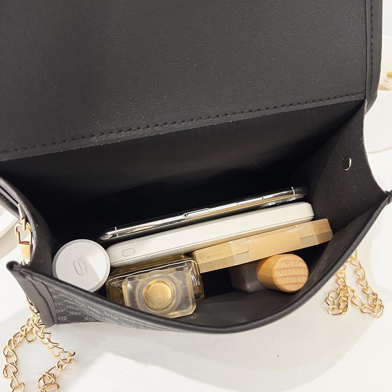 Simple chain small bag, new contrasting color women's bag, shoulder messenger bag, fashionable printed small square bag.