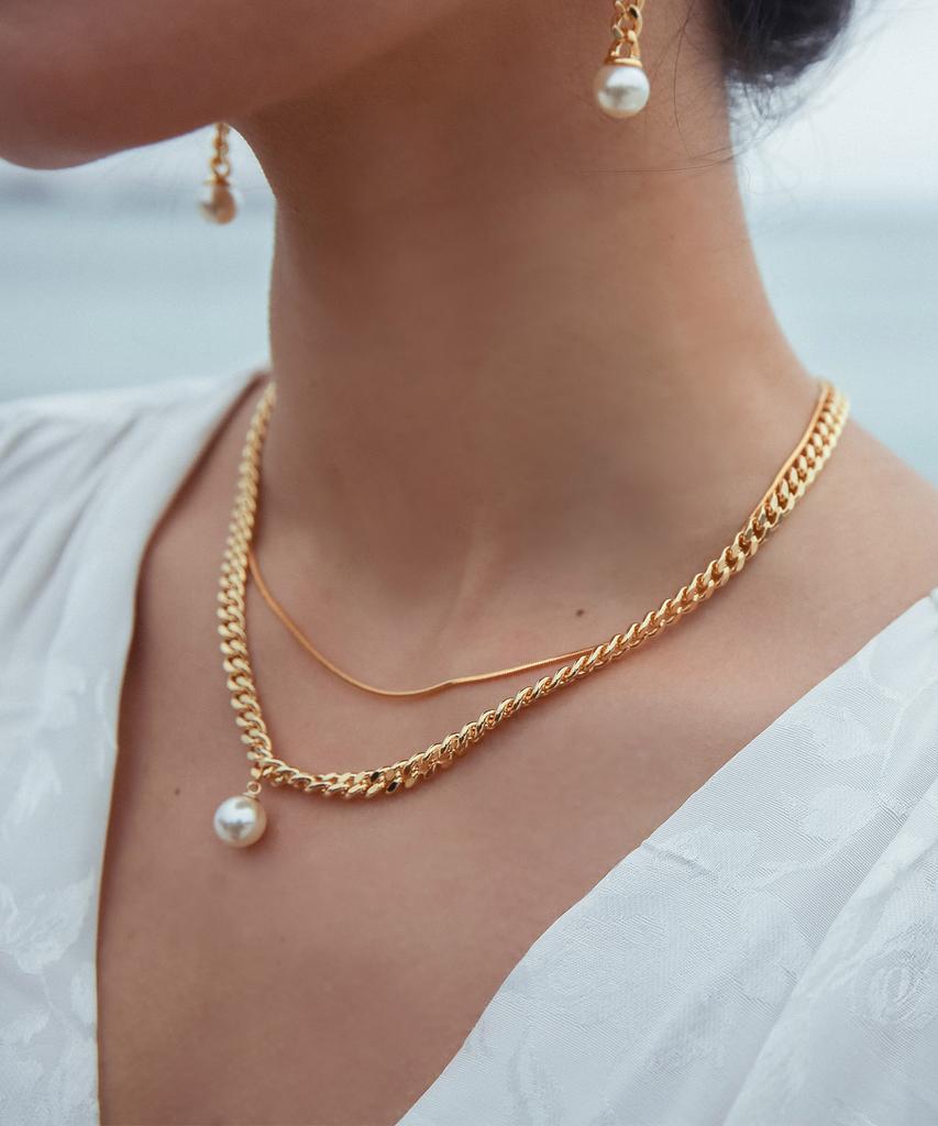 Sundaydiscoclub Two-Chain Pearl Pendant Necklace Gold