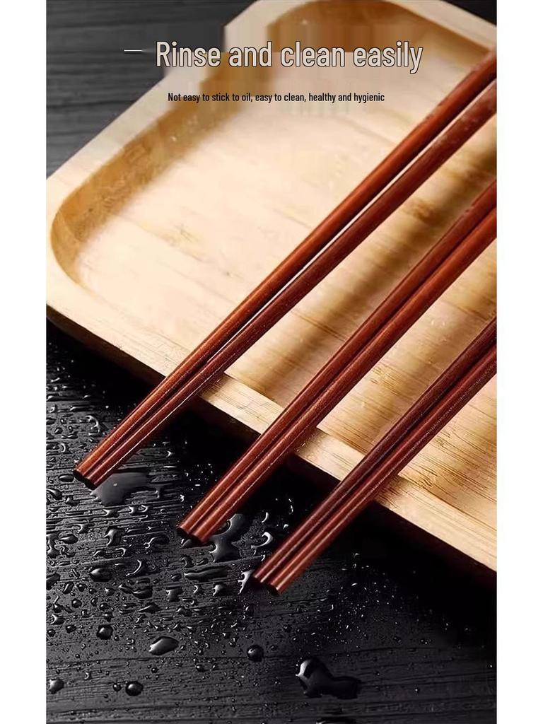 Špičkové přírodní červené santalové dřevo kuřecí křídlo hůlky, nelakované a nevoskované, protiskluzové, dlouhé.