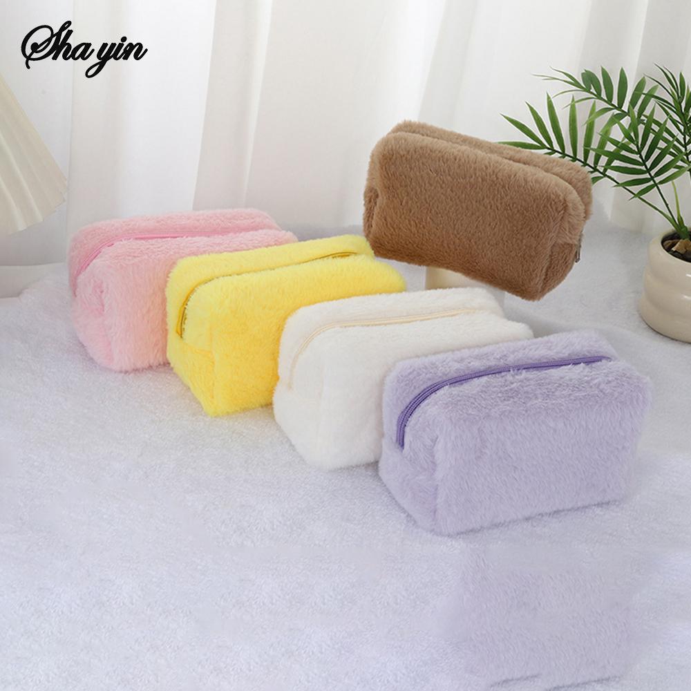 Elegant Velvet Makeup Bag, Large Capacity Niche Design Cosmetics Pouch, Cute High-End Toiletry Bag for Women