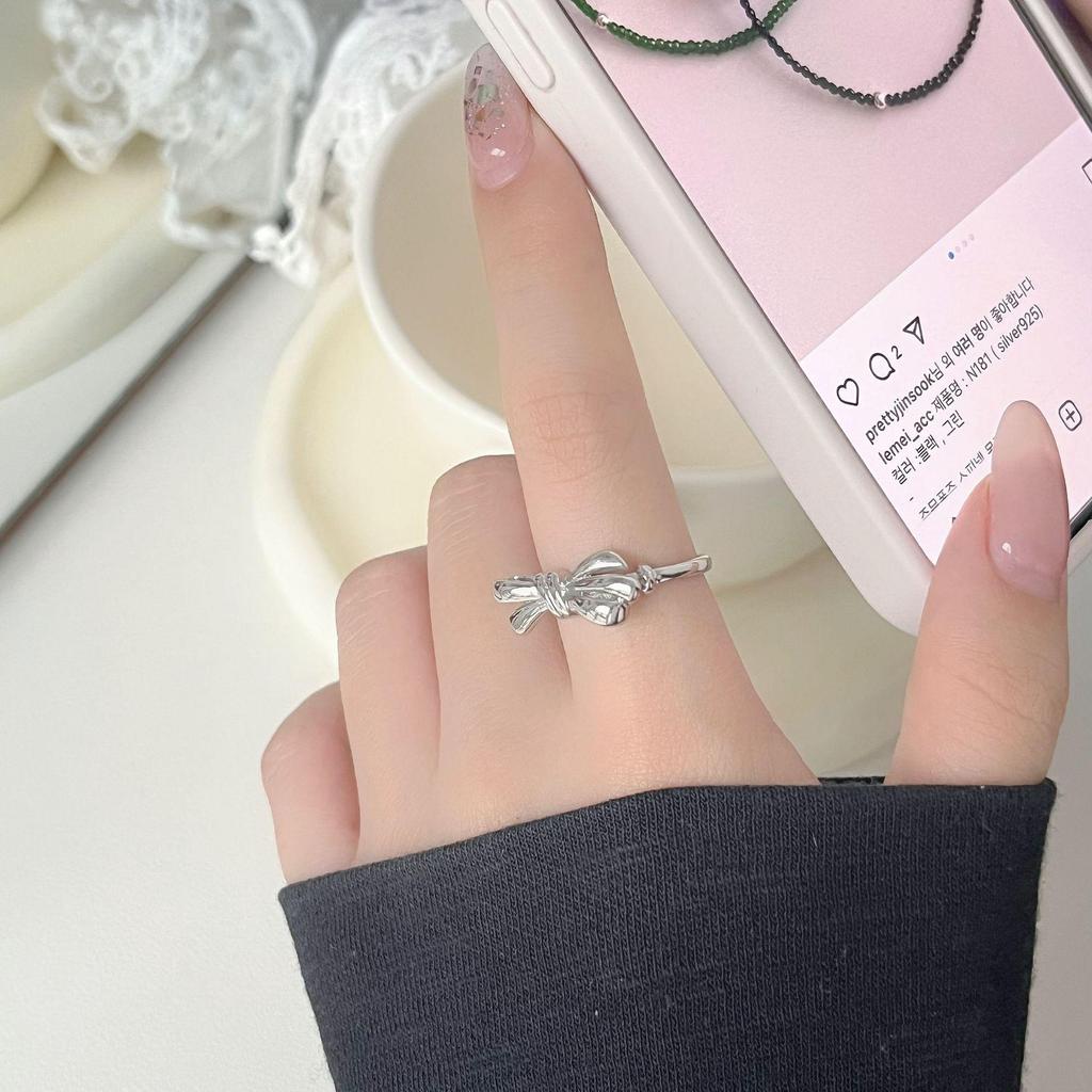 Korean-Style Silver Sweet Bow Ring for Women - Elegant, Slim, and Exquisite Design