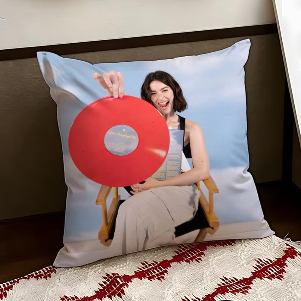 Singer GGracie Abrams Cushion Cover Reversible Soft Durable Pillow Cover Home Car MultiScene Use for Daily Comfort