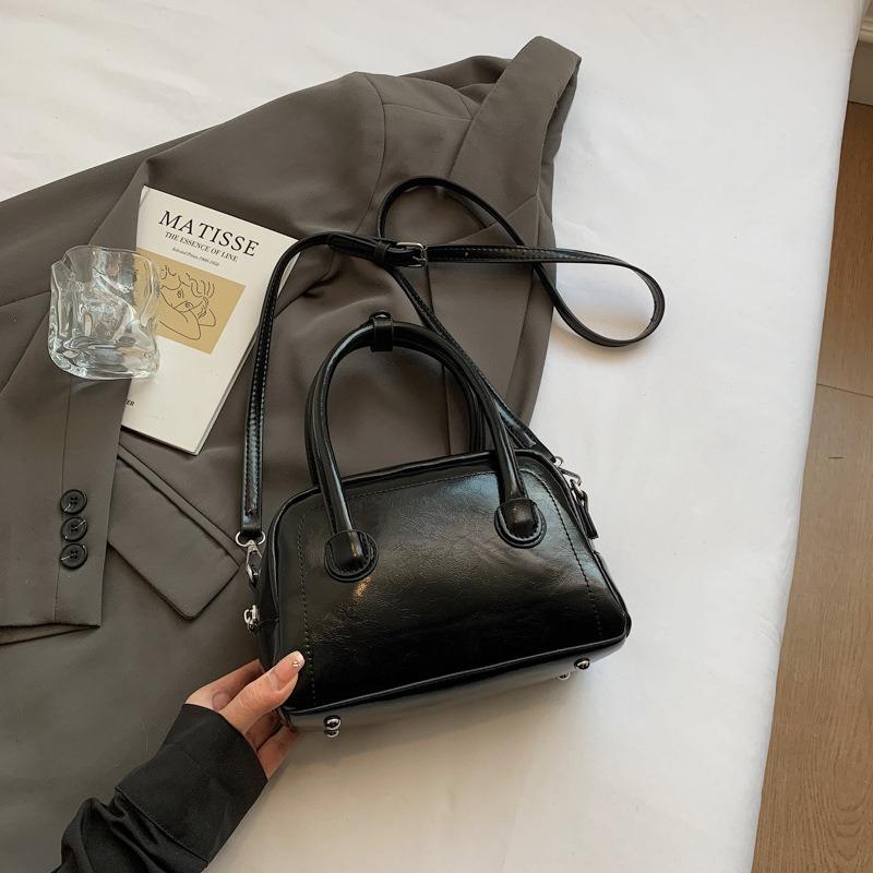 Premium Retro Small Bag Women's New Spring and Summer Versatile Messenger Bag Handbag