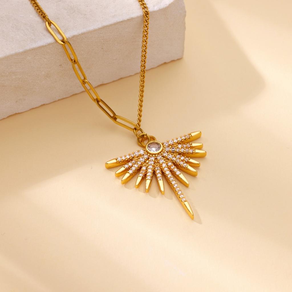 Stainless Steel Sun Pendant Necklace for Women Fashion Gold Color Zircon Charm Chain Necklaces Trendy Aesthetic Jewelry Gift