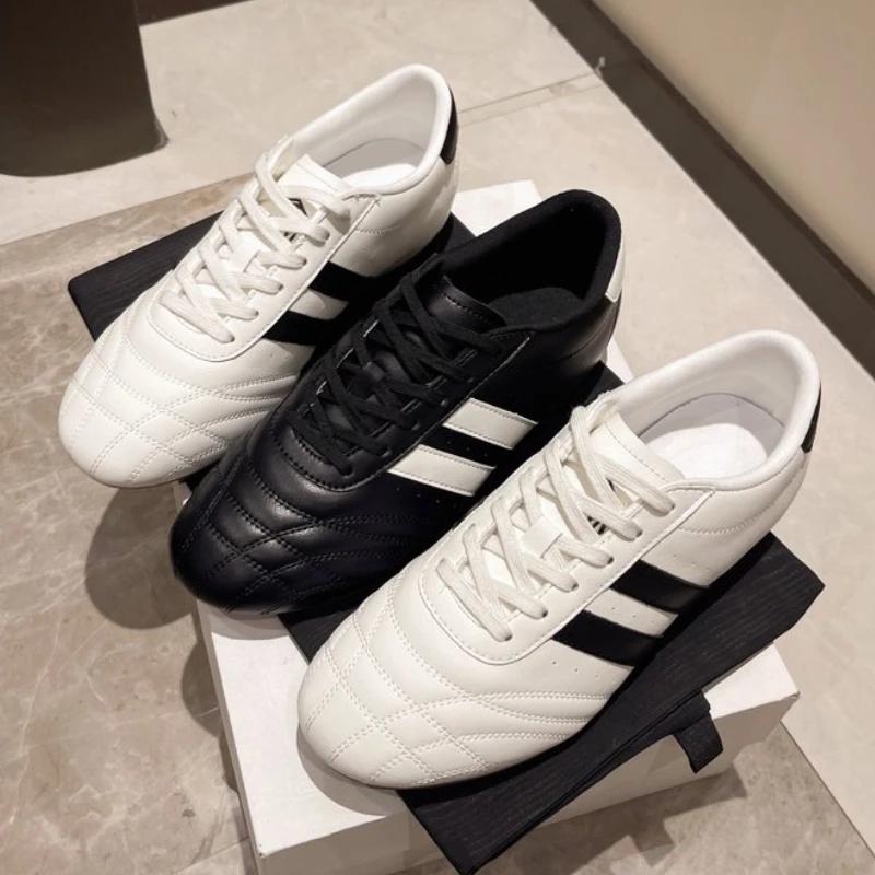 New Women Retro Casual Low Top Running Sneakers Anti-slip Wear-resistant Shoes Outdoor Fashion Lace Up Sneakers Zapatos De Mujer