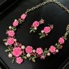 2026 Romantisches Rosenblüten Schmuckset Choker Halskette Ohrstecker für Damen Hochzeitsfeier Valentinstagsgeschenk