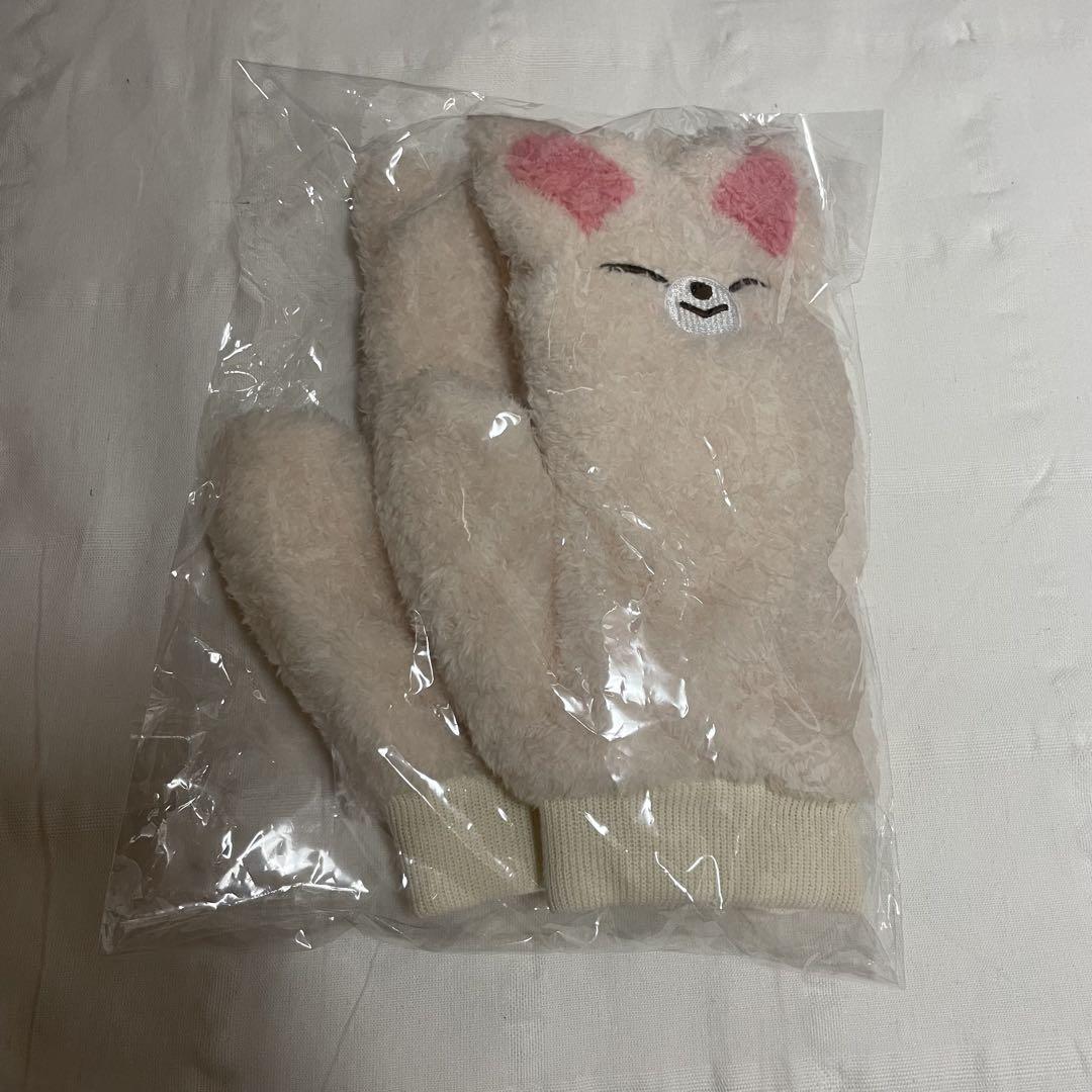 

[Б/У] Stray Kids Ien Foxiny Перчатки