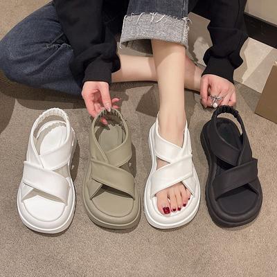 Neue Dicksohlige Sandalen mit Elastikband für Damen 2025 Sommer Koreanische Ausgabe Sandalen mit gekreuzten Riemen und offenen Zehen Feenhafte Sandalen