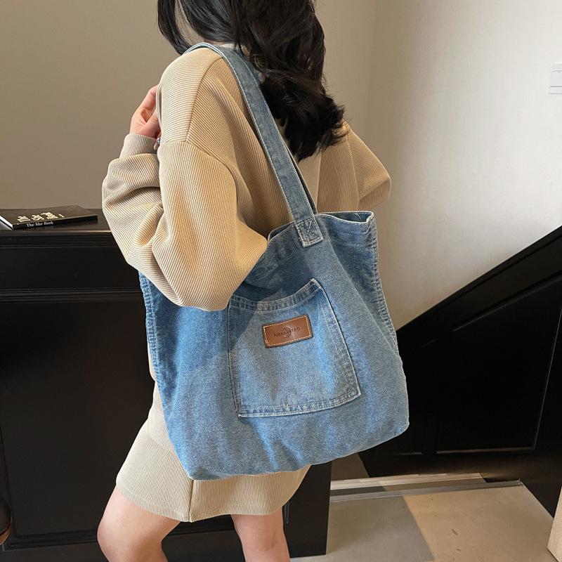 Summer New Fashion Trend 2025 Personalized Large-capacity Bag Casual Simple Foreign Style Women's Shoulder Tote Bag