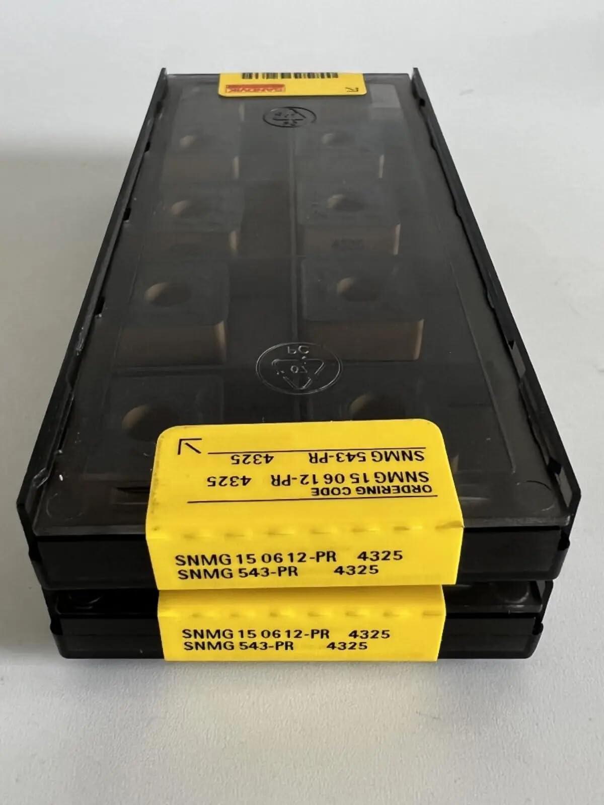 

Original Sandvik / SNMG150612-PR 4325 / CNC lathe carbide blade 10 PCS