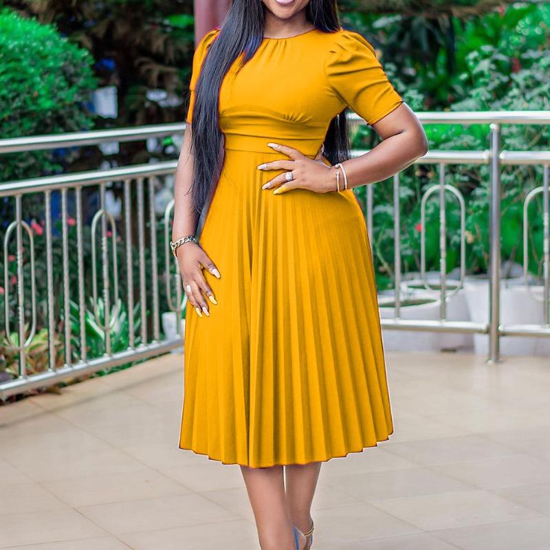 Summer new short-sleeved pleated solid color large-size dress