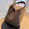 Autumn And Winter Suede Leopard Print Bag Women'S Fashion Versatile Retro Casual Commuter Shoulder Tote Bag