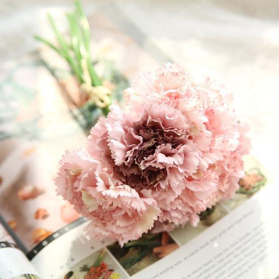 1 Bouquet Charming Fake Flower Bouquet Portable Faux Silk Flower Wedding Props