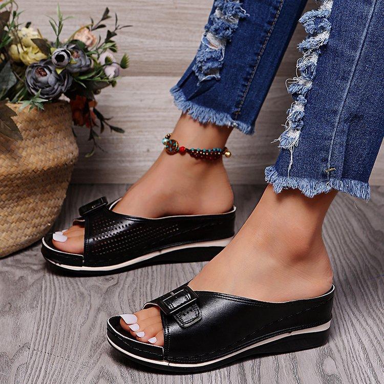 2025 Foreign Trade Large Size Cool Slippers Women's New European and American Casual Hollow Buckle Wedge Slippers Open-toed Sandals