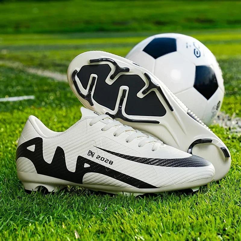 

New Men Soccer Shoes FG/TF Hot-selling Ultralight Non-Slip Football Boots High-quality TF Match Cleats Sneakers Futsal Indoor 32