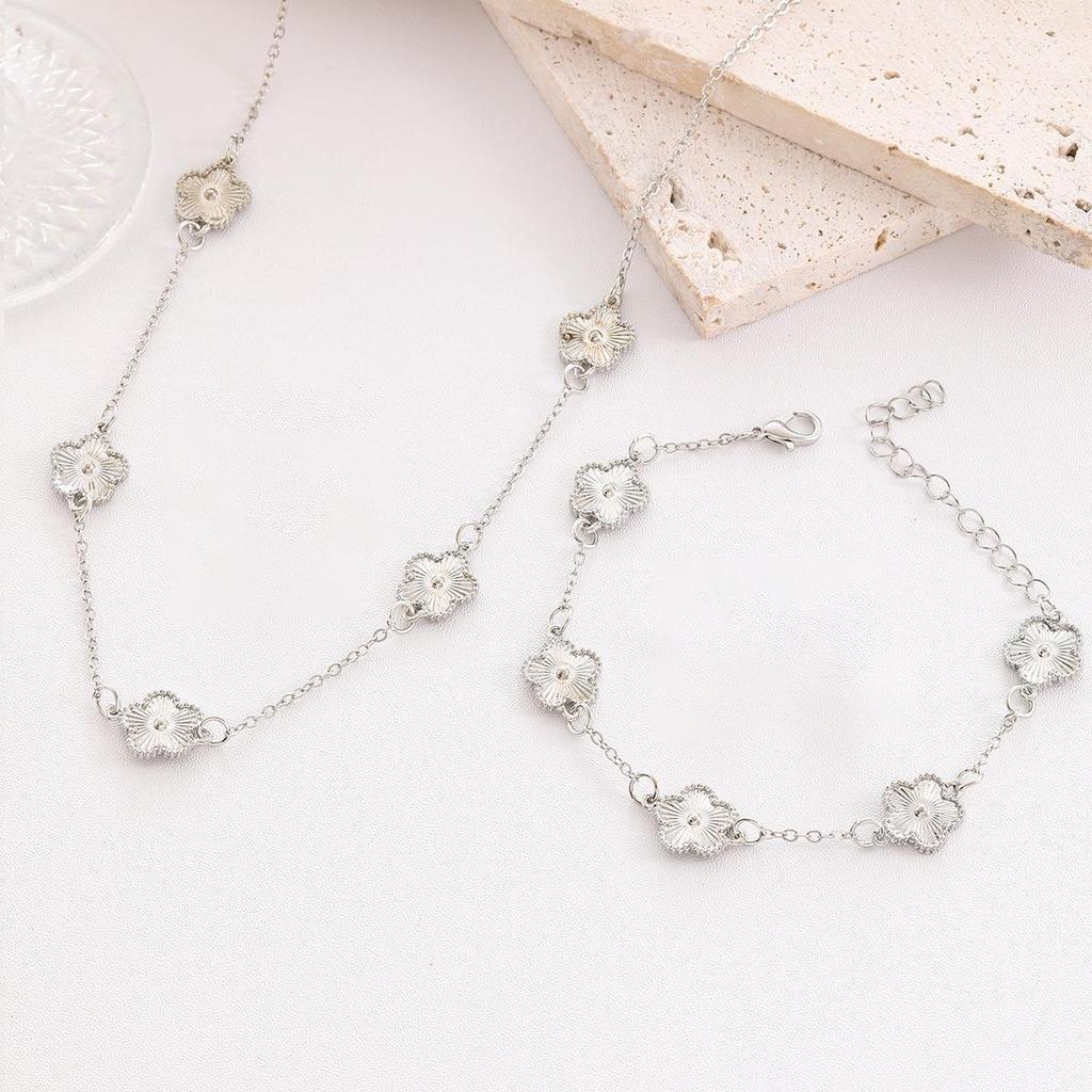 Lucky Five-Leaf Clover Jewelry Set: Necklace, Bracelet, Earrings, and Ring – Elegant European & American Style for Women