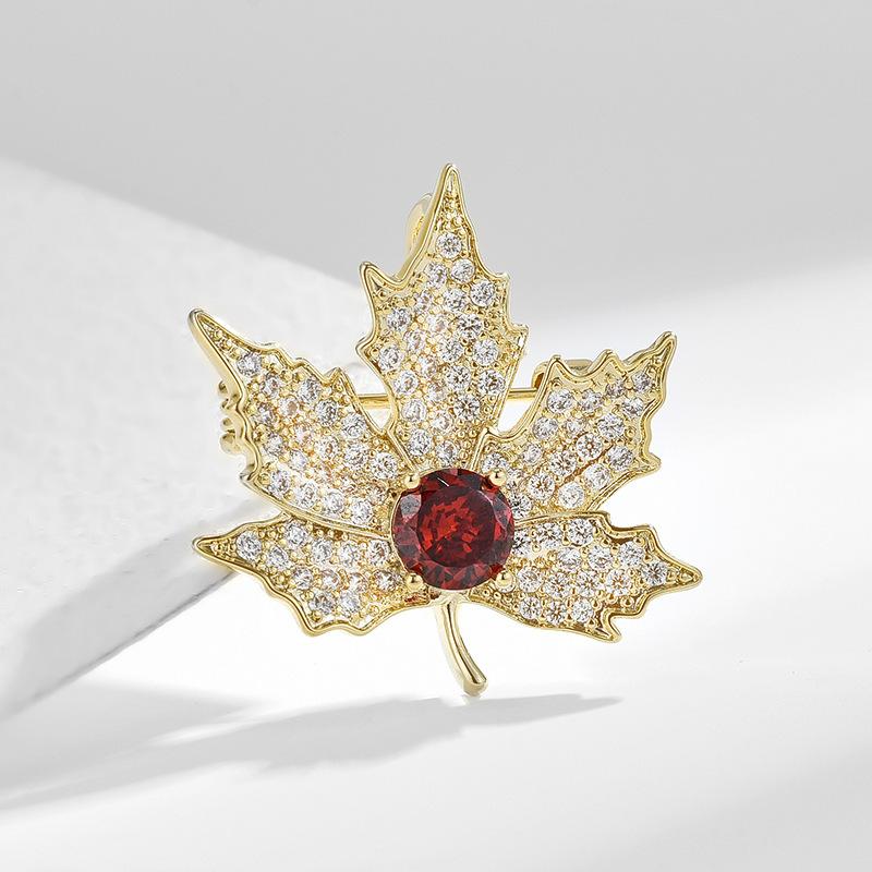 SUYU Women's Light Luxury Vintage Maple Leaf Red Zircon Brooch Elegant Fashionable Versatile Brooch Unique Design