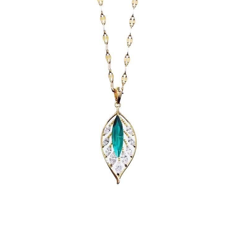 Gold Leaf Necklace For Women With Diamondinlaid Alloy Pendant Elegant Vintage Jewelry