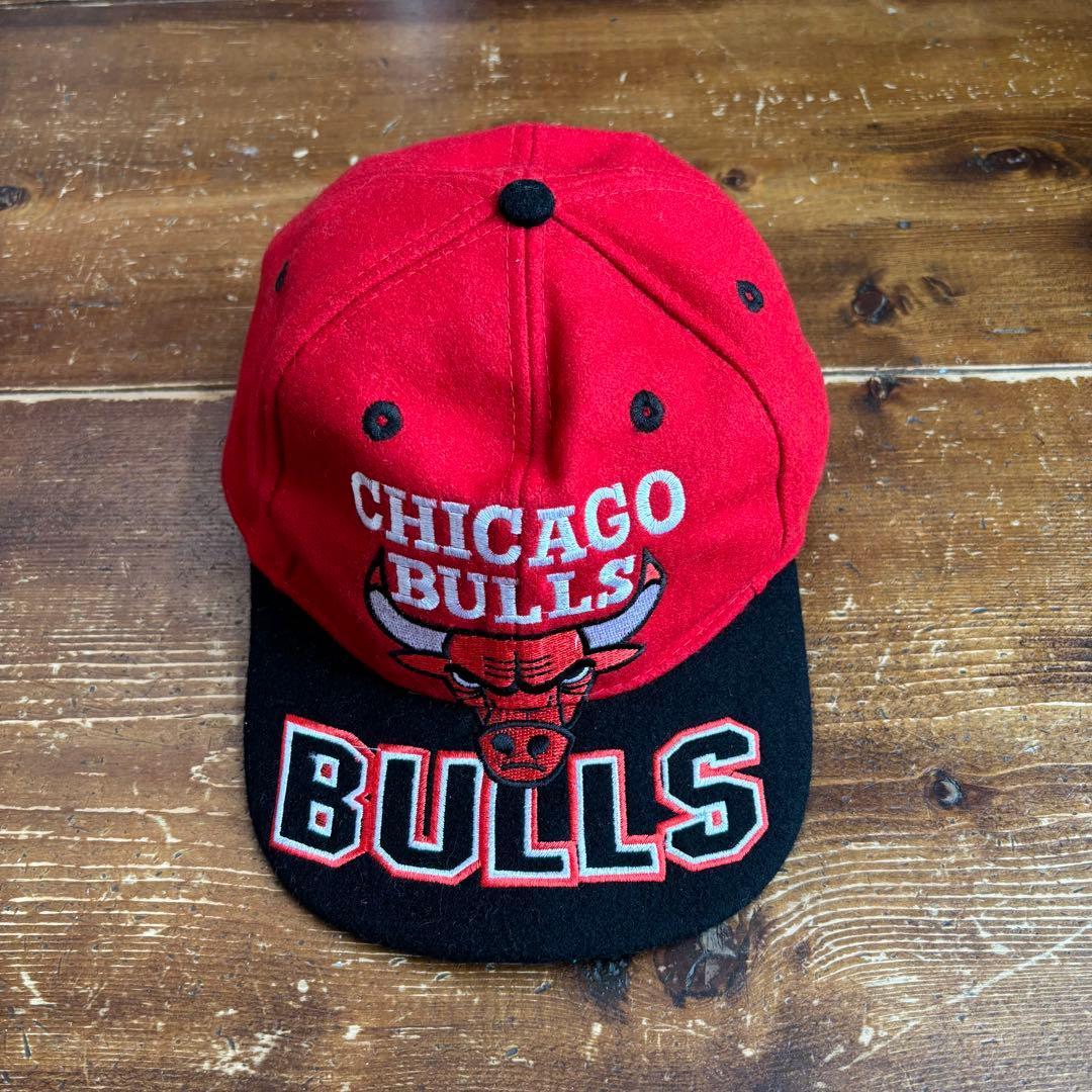 Used CHICAGO BULLS Chicago Bulls Vintage Cap Snapback
