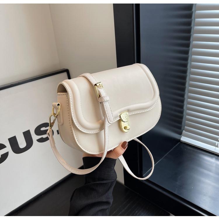 Ielgy All-Match Messenger Bag Trendy Shoulder Underarm Small Square Bag