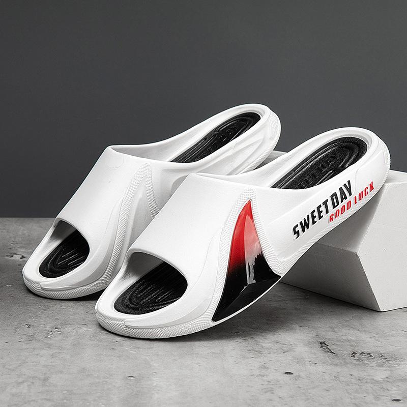 

Молодежные тапочки, мужская летняя верхняя одежда, новые, с толстым дном, однотонные, пляжные, нескользящие, с мягкой подошвой, с плоским дном, классные тапочки 44/45