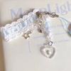 Zarter Spitzenband-Schlüsselanhänger Süßer Herzanhänger Schlüsselanhänger Buntes Perlen-Handyband Multifunktionale Taschen-Accessoires
