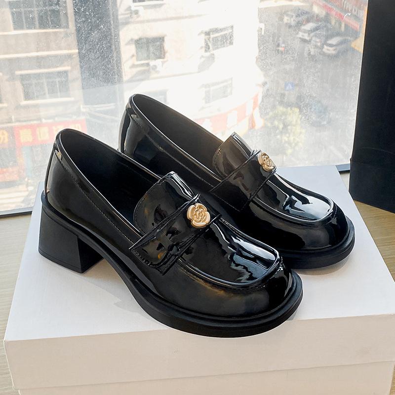 

Плюс 35-43 женские мокасины Camellia Button Loafer британский стиль Лолита 6 см низкий каблук Мэри Джейн женские увеличивающие рост JK Uniform Shoes 43