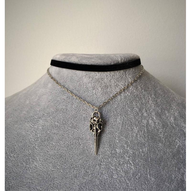 Gothic Black Skull Velvet Choker