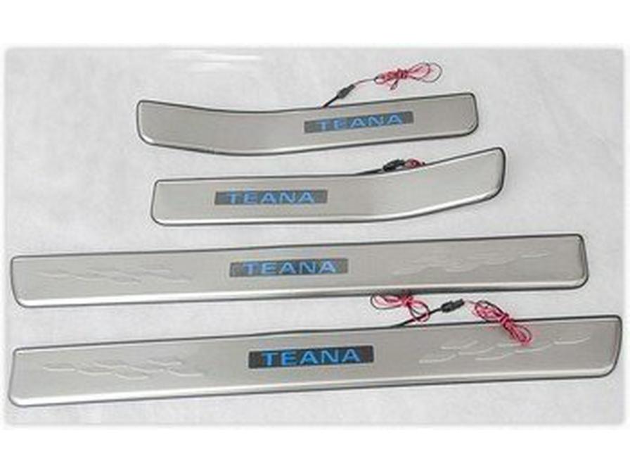 

Светодиодная накладка на порог Teana - Нержавеющая сталь с синей подсветкой