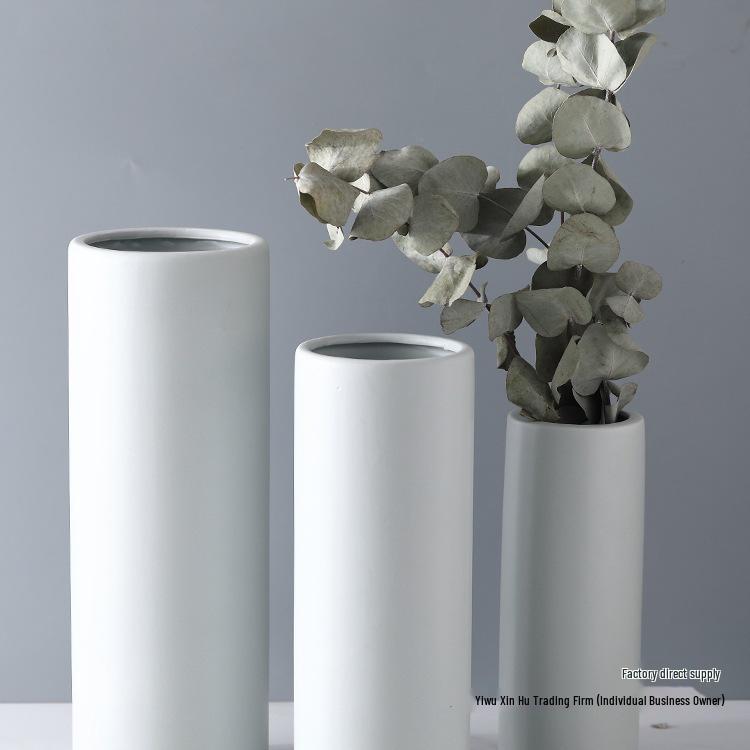 Nordische Weiße Matte Keramik Zylindrische Vase - Minimalistische Heimdeko für Frische/Trockenblumen