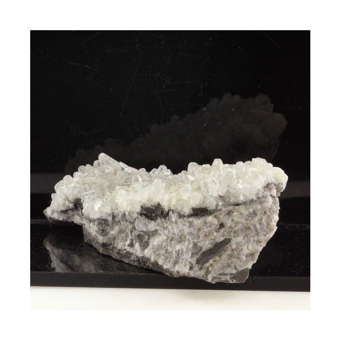 Pierres et Minéraux. Calcite. 461.10 ct. Anduze, Gard, Occitanie, France.