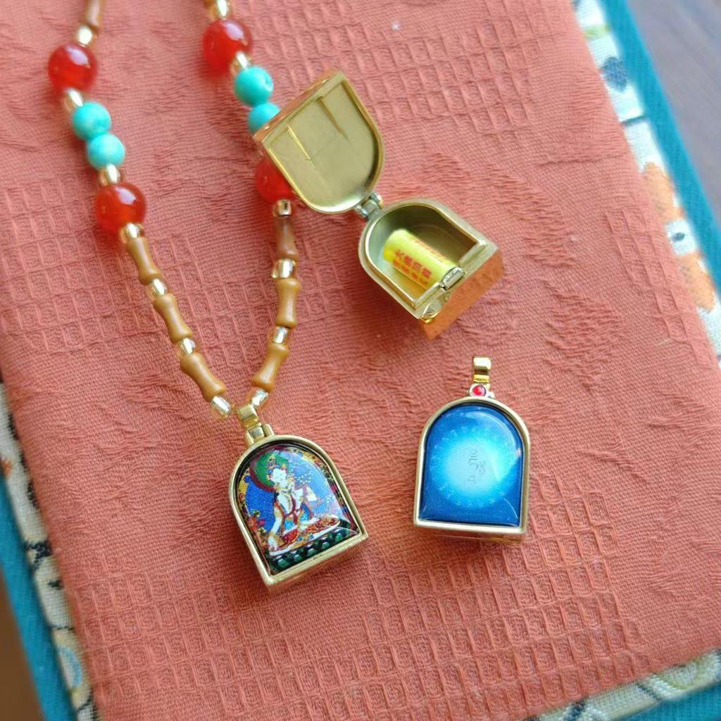 Handcrafted Retro Bamboo Necklace with Chinese Olive Core Pendant