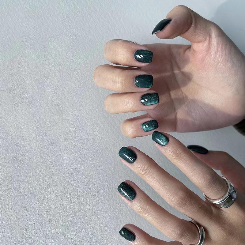 

Teal Galaxy Cat Eye Press-On Nails: Starry Sky Luxury for Sweet & Cool Style