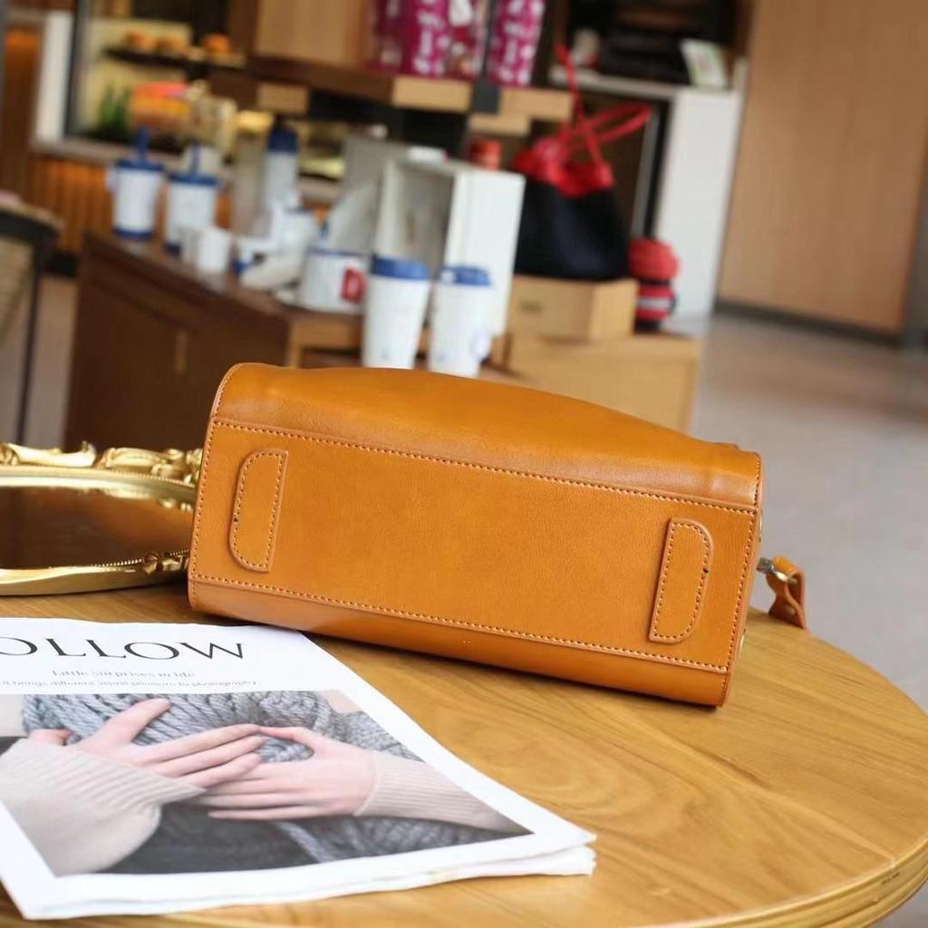 2025 Spring/Summer Women's Large-Capacity Retro Boston Square Bag - Soft Leather Crossbody Shoulder Bag