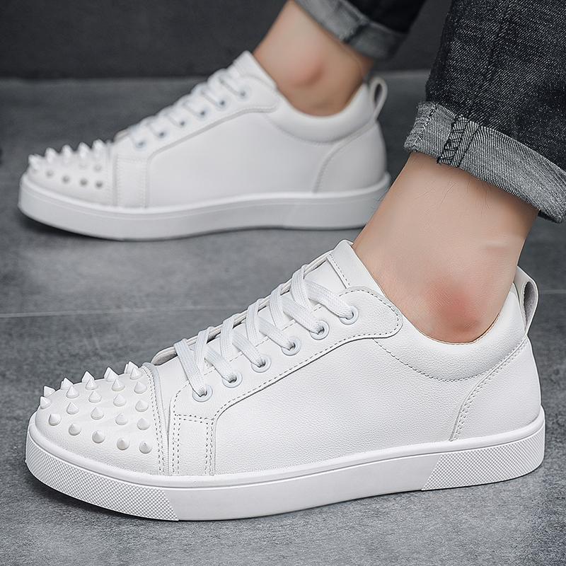 2025 New Low Cut Mens Sports Shoes Solid Color Lightweight Trendy Running Shoes Outdoor Anti Slip Wear-resistant Walking Shoes