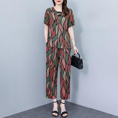 Kostiumai ir rinkiniai – Kostiumai su kelnėmis