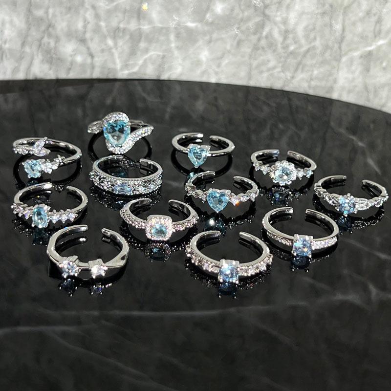 Icy Blue Diamond Open Ring: Trendy, Versatile, Personalized Korean Fashion for Women
