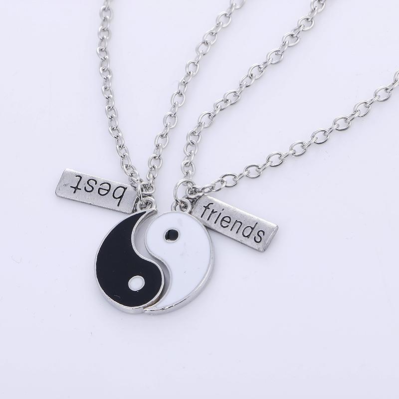 Fashion Black And White Gossip Bet Friend Necklace, Alloy Couple Necklace N156