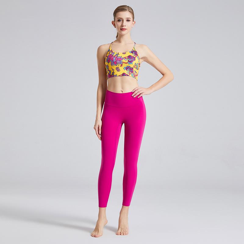 

Женский летний белый костюм для йоги: Комплект из двух частей с нагрудником, высокоэластичные брюки с ощущением обнажённости для танцев и фитнеса Medium